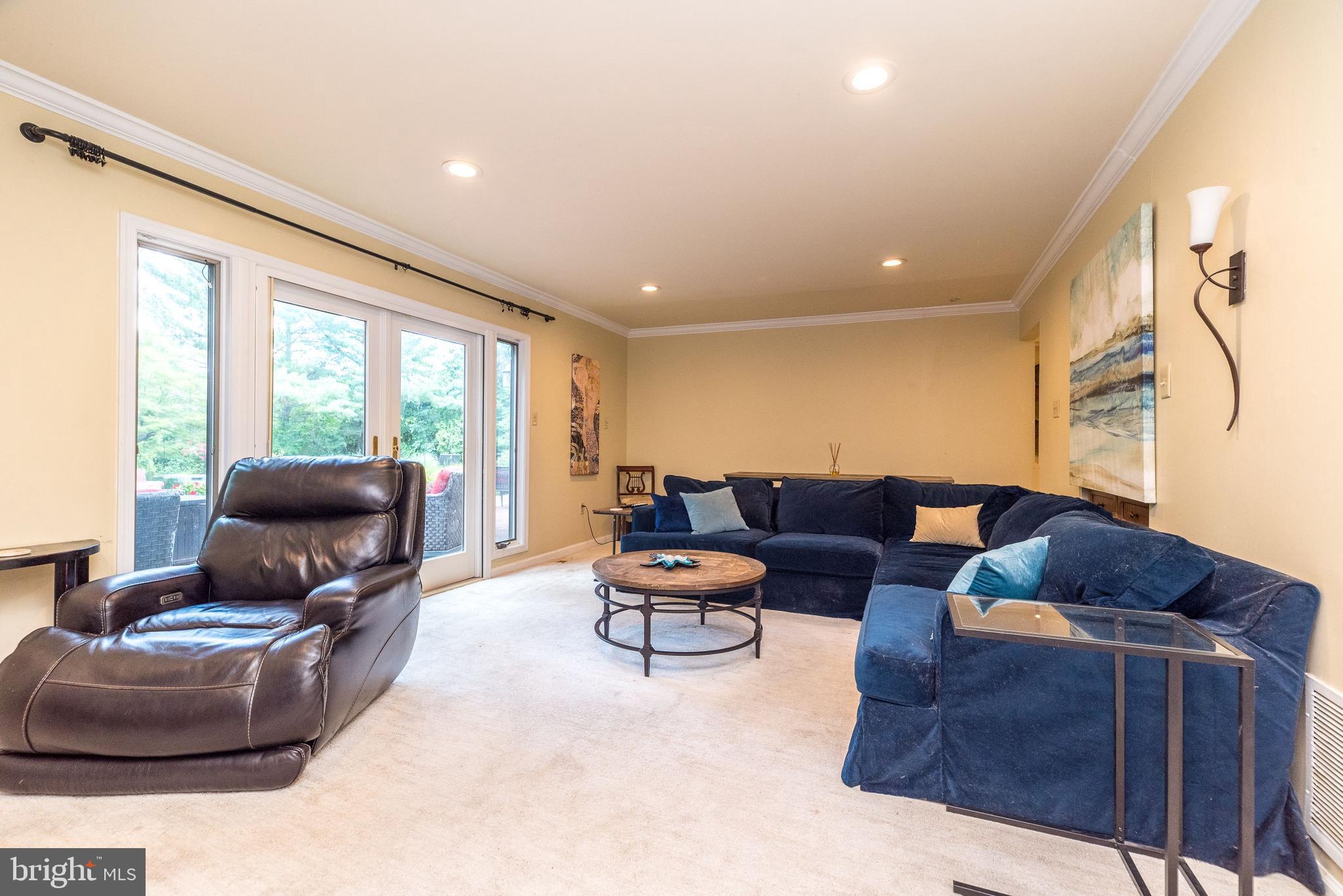 DUBLIN CROSSING - Residential