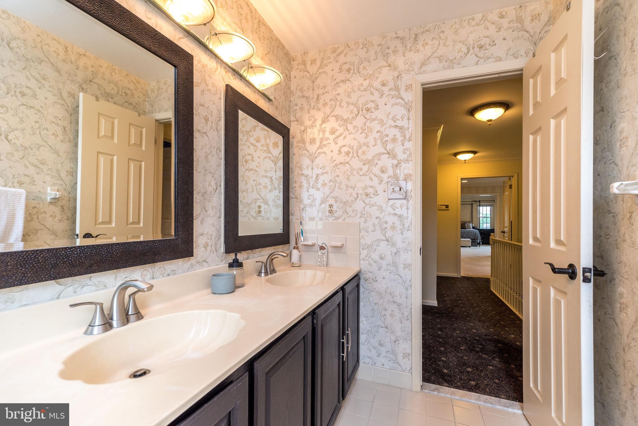 DUBLIN CROSSING - Residential