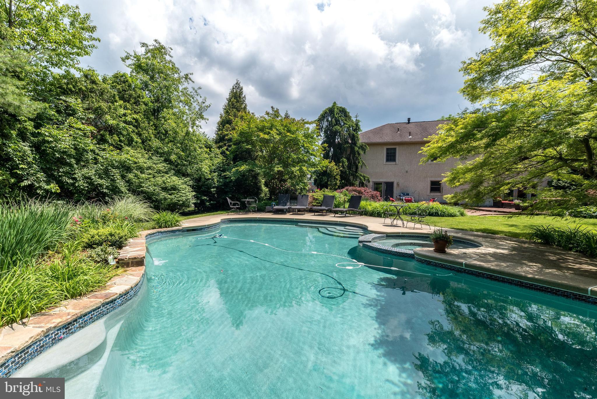 DUBLIN CROSSING - Residential