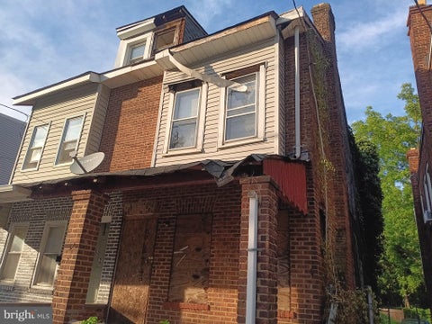 Townhouse For Sale - 460 Stuyvesant Avenue<br/> Mercer County, TRENTON, NJ 08618