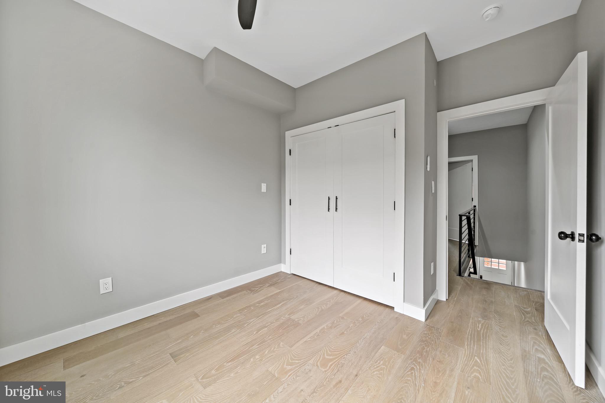 STRAWBERRY MANSION - Residential