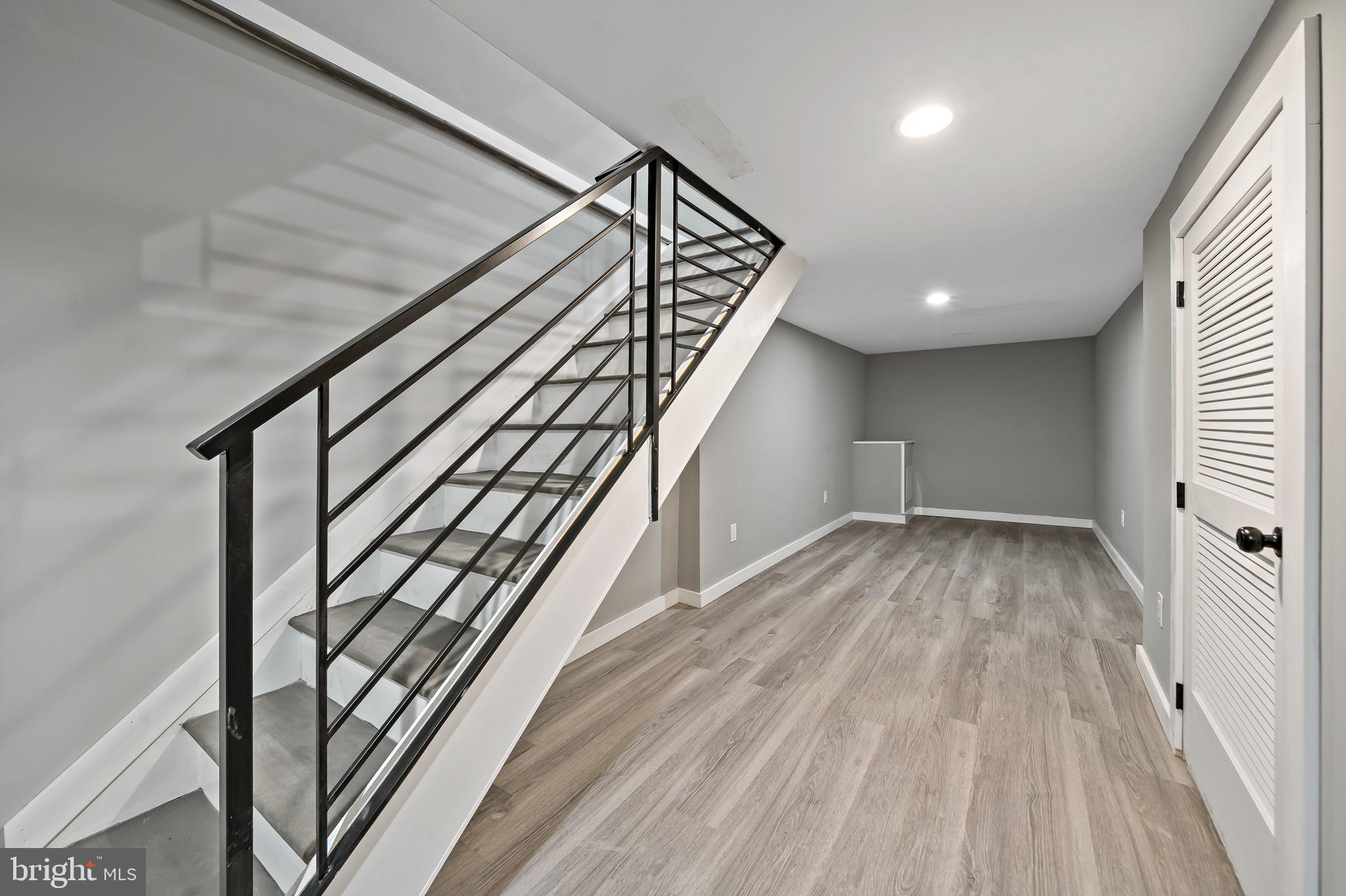 STRAWBERRY MANSION - Residential