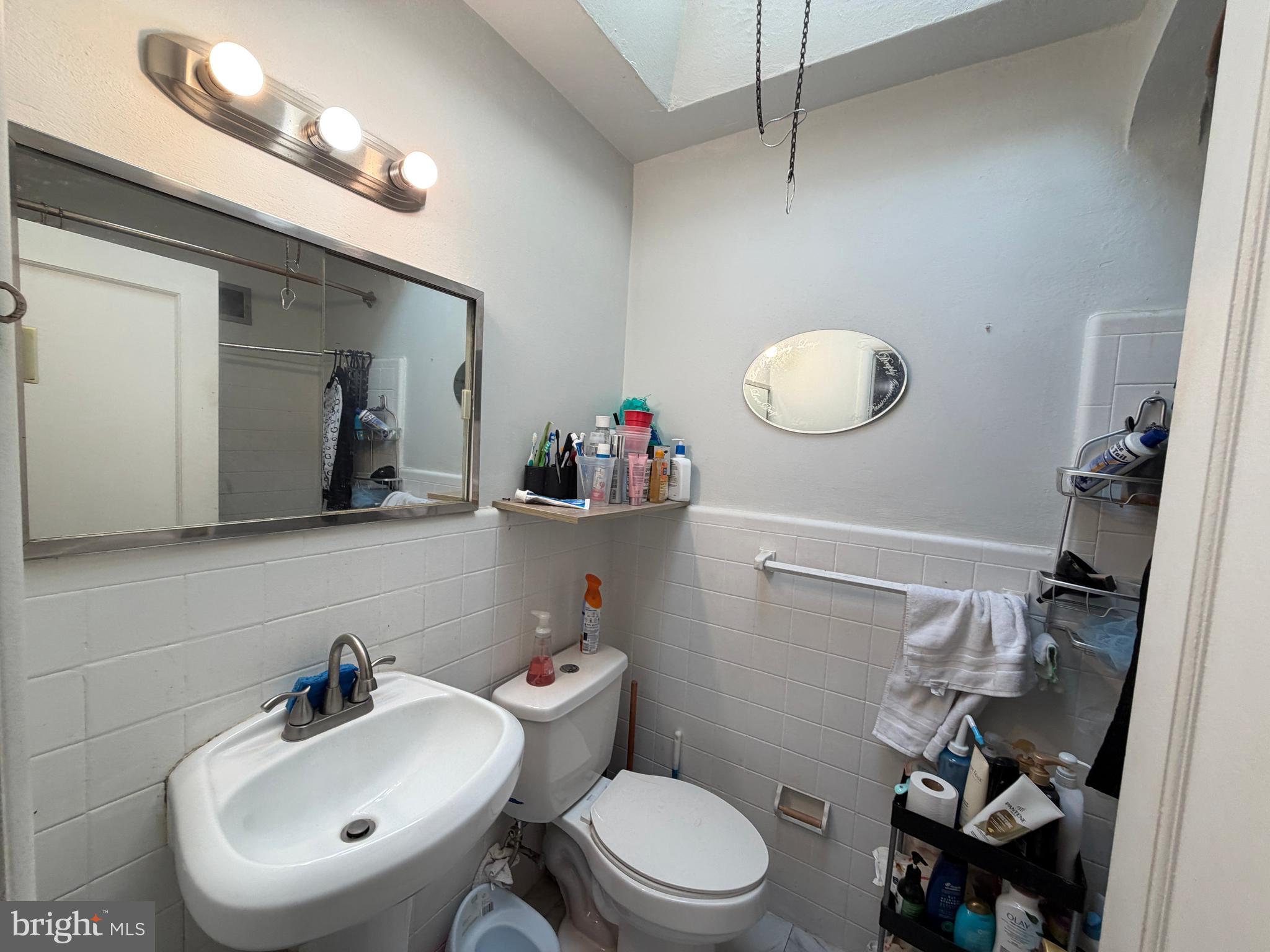 LAWNCREST - Residential