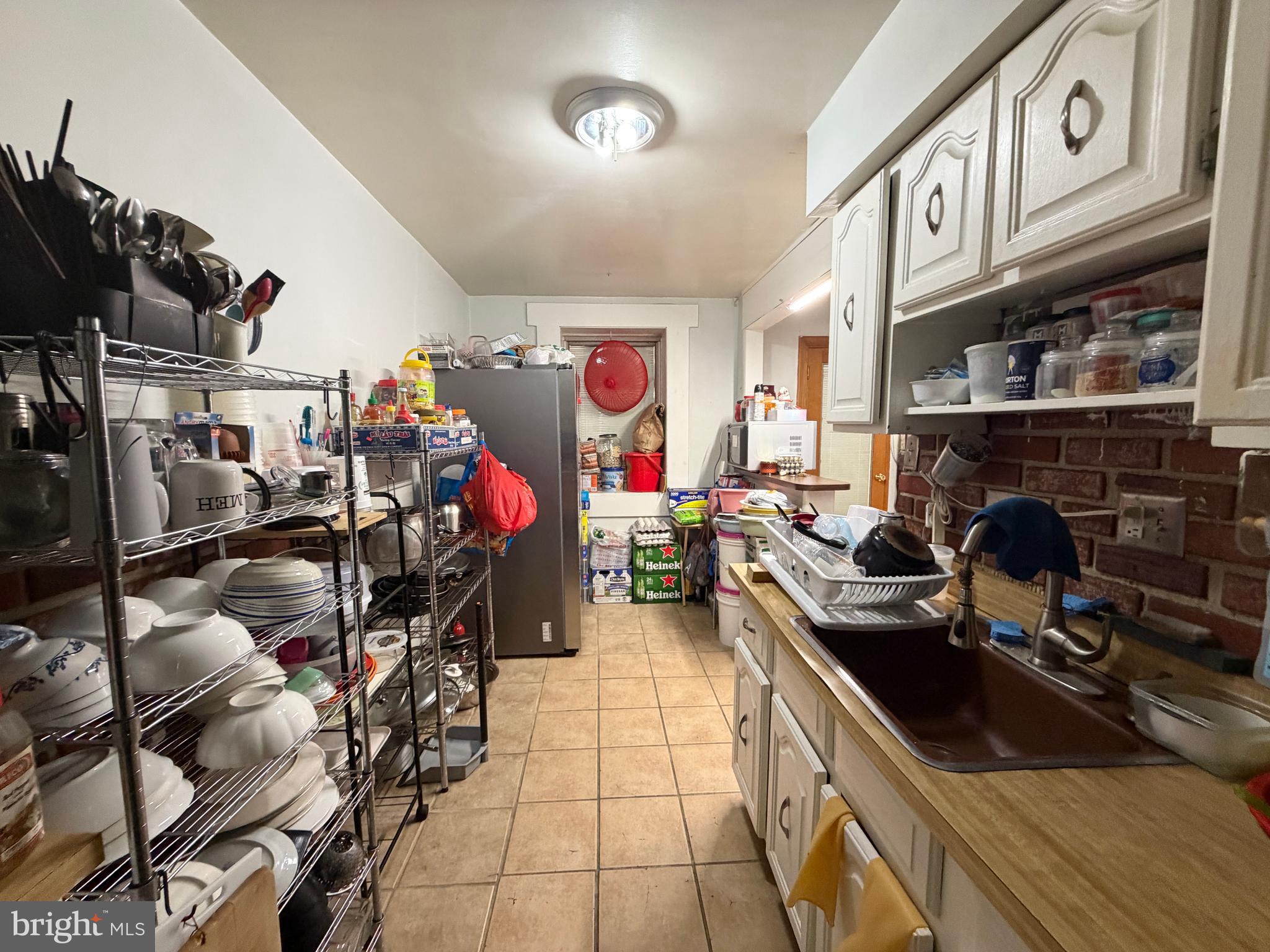 LAWNCREST - Residential