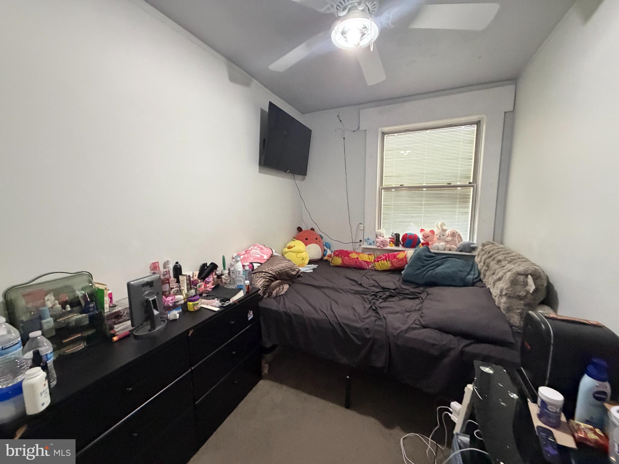 LAWNCREST - Residential