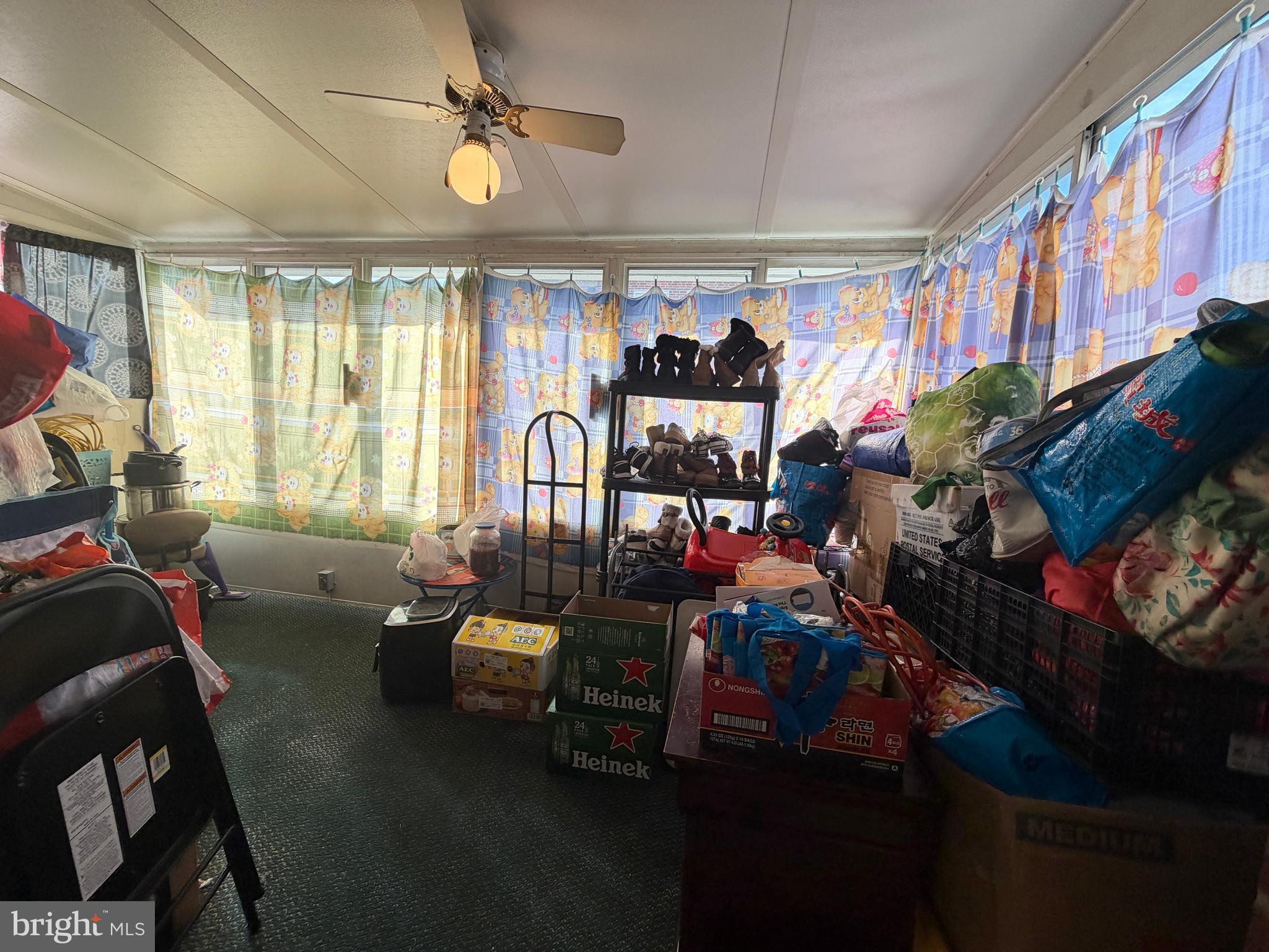 LAWNCREST - Residential