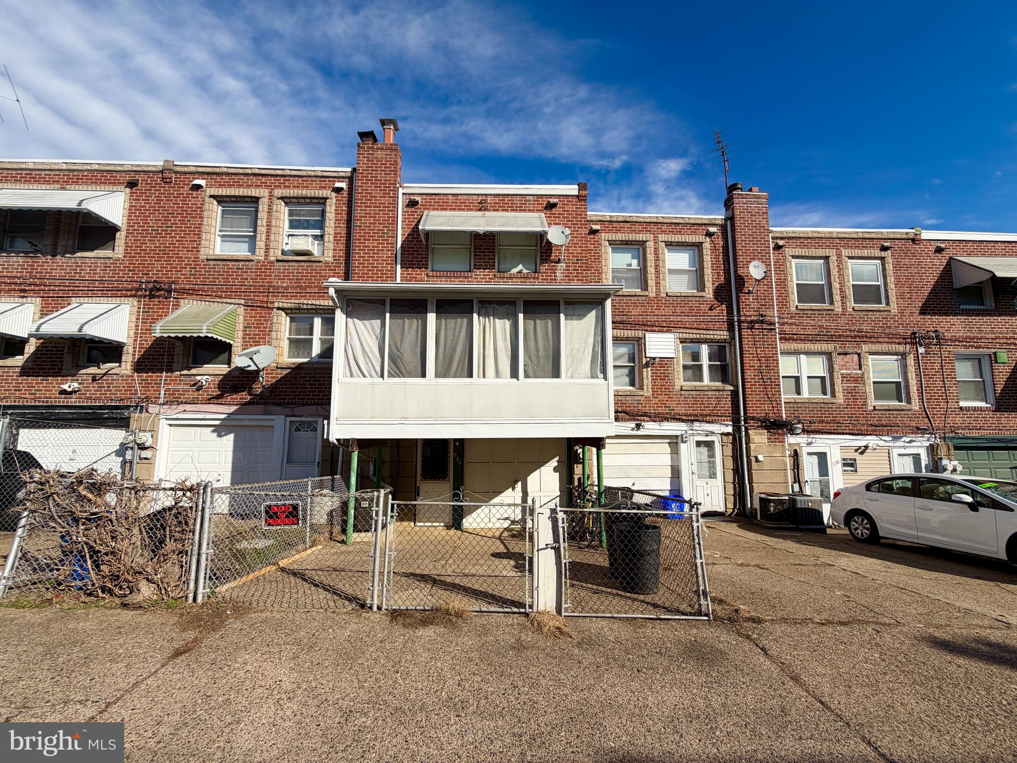 LAWNCREST - Residential