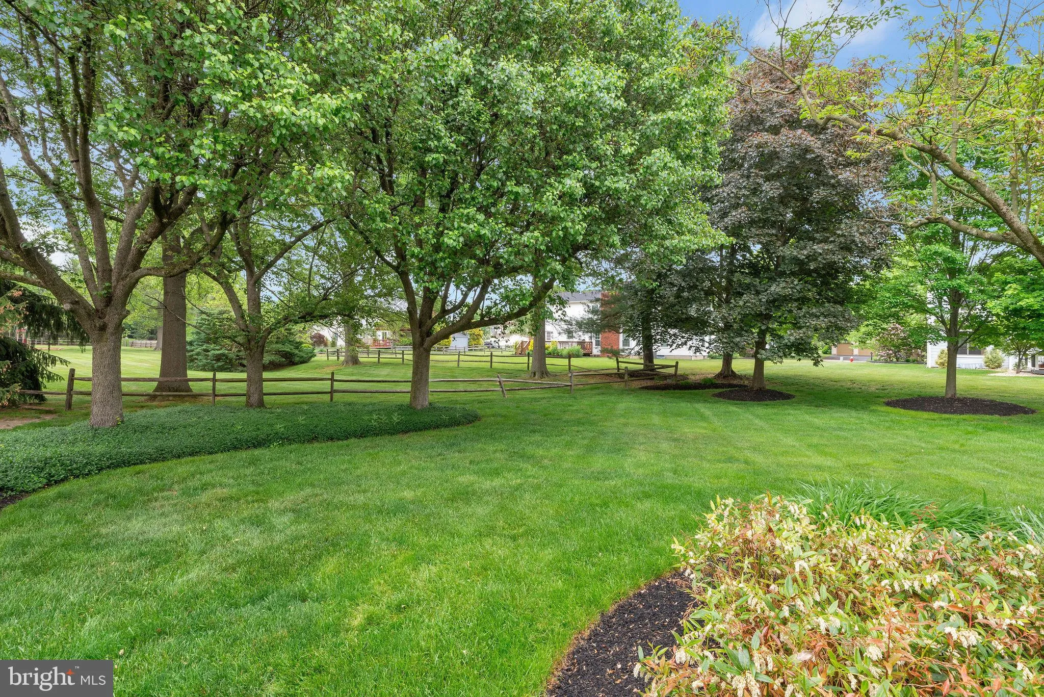 Plainsboro, New Jersey 08536, United States, 5 Bedrooms Bedrooms, ,3 BathroomsBathrooms,Residential,Active,132669