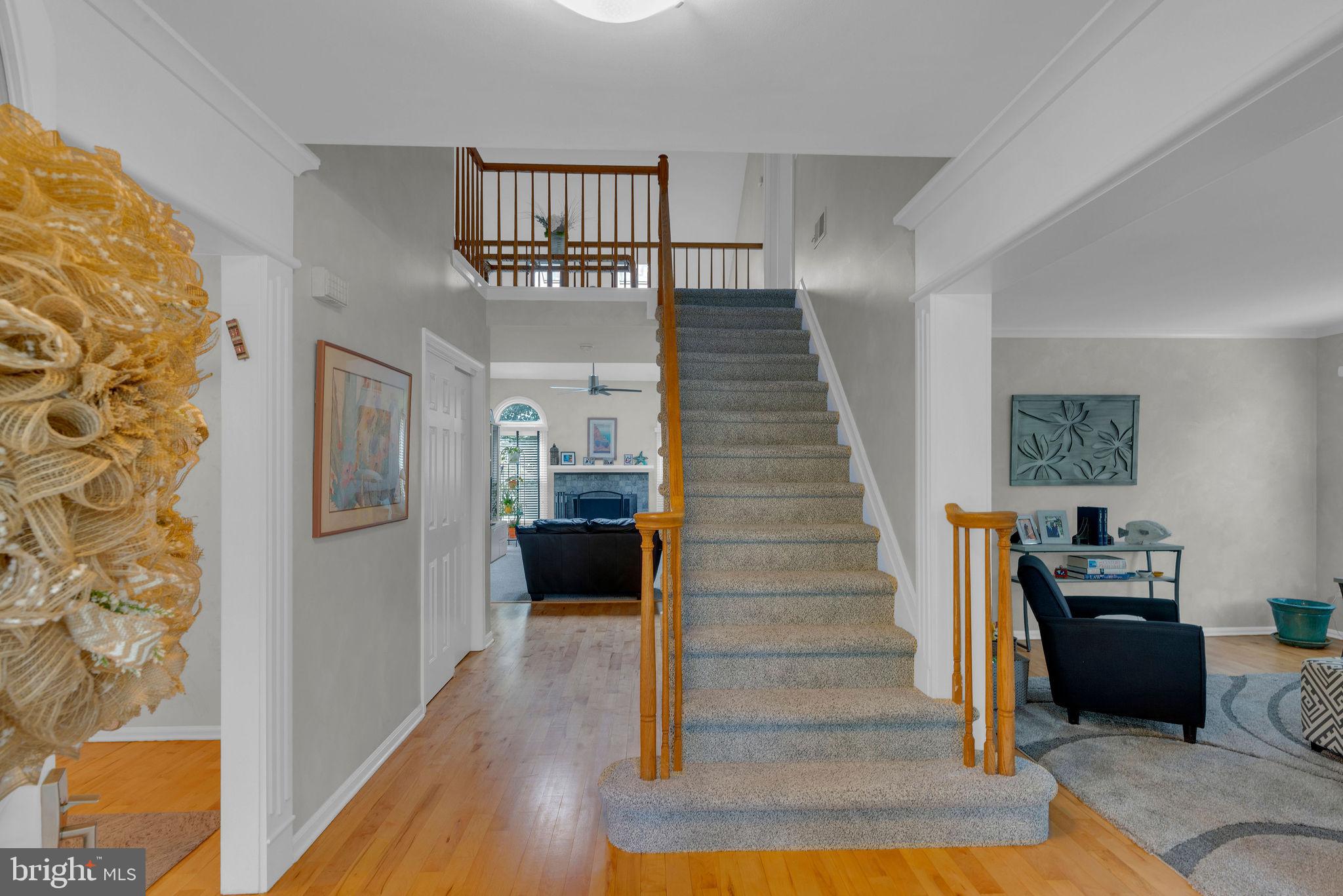 6 DRAYTON LANE