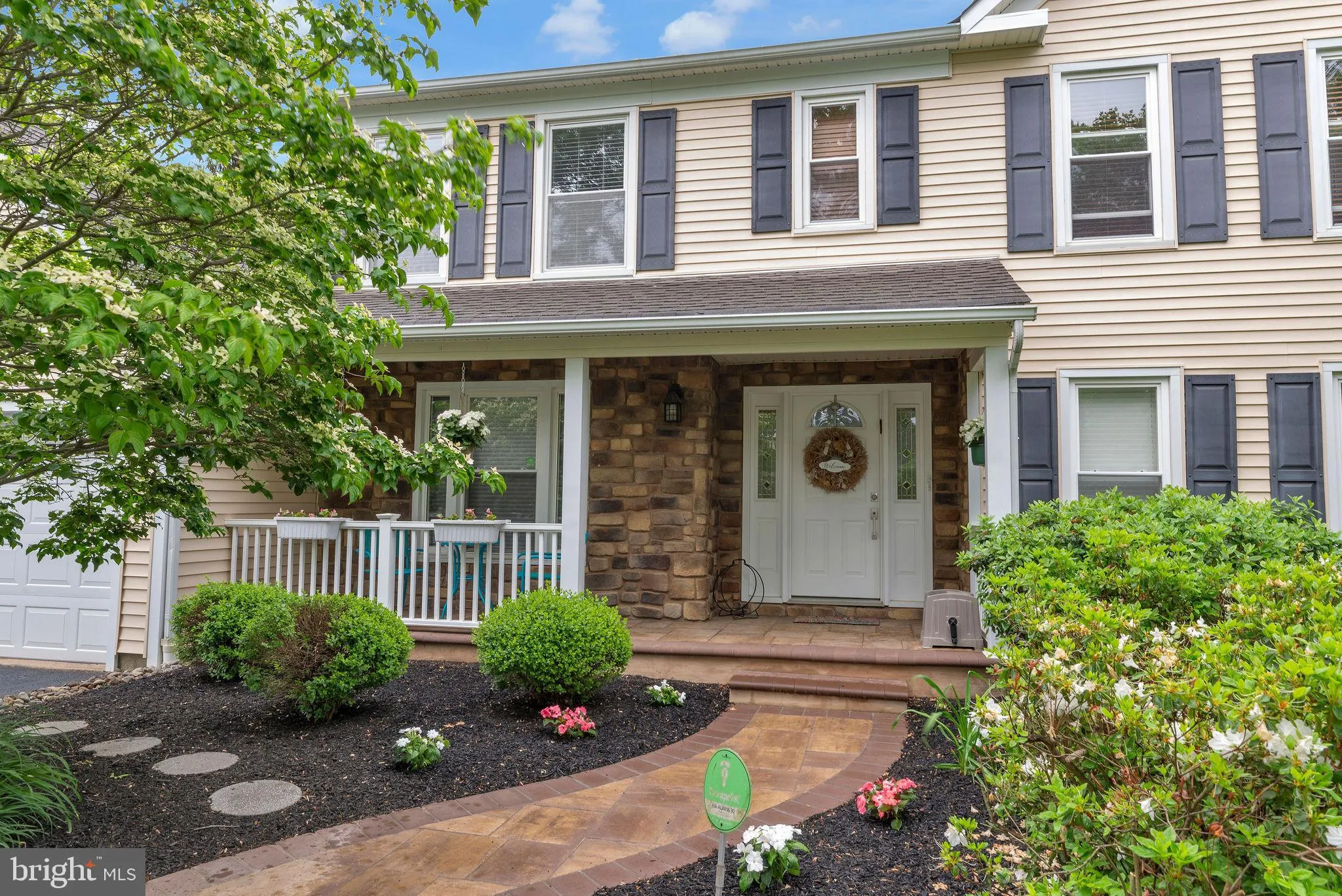 Plainsboro, New Jersey 08536, United States, 5 Bedrooms Bedrooms, ,3 BathroomsBathrooms,Residential,Active,132669