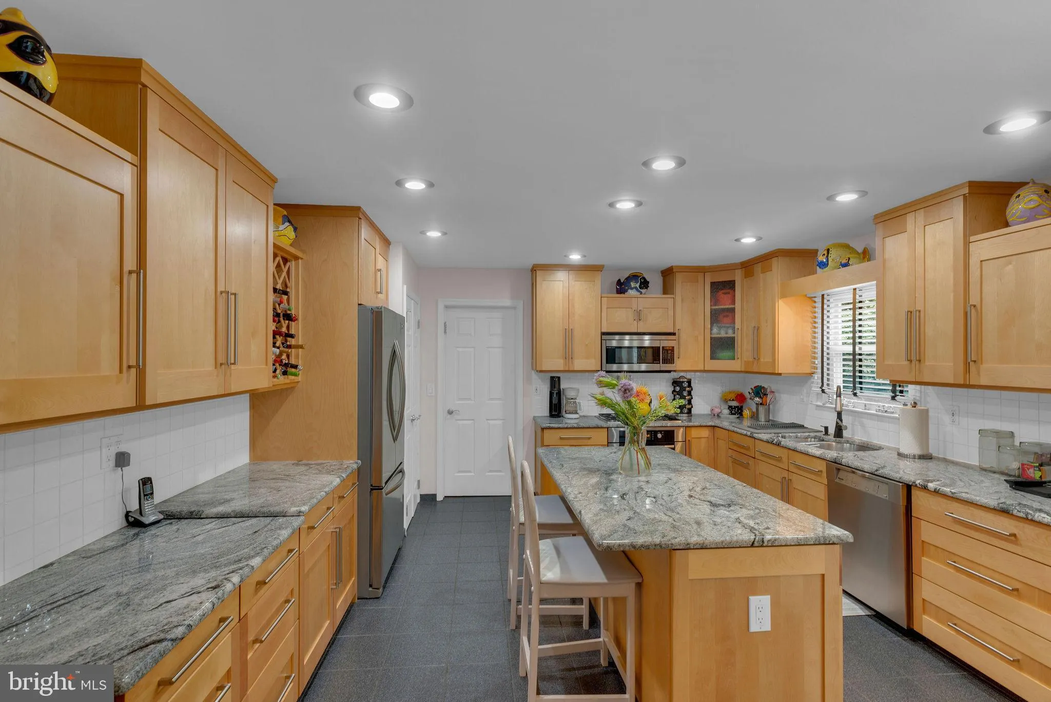 Plainsboro, New Jersey 08536, United States, 5 Bedrooms Bedrooms, ,3 BathroomsBathrooms,Residential,Active,132669