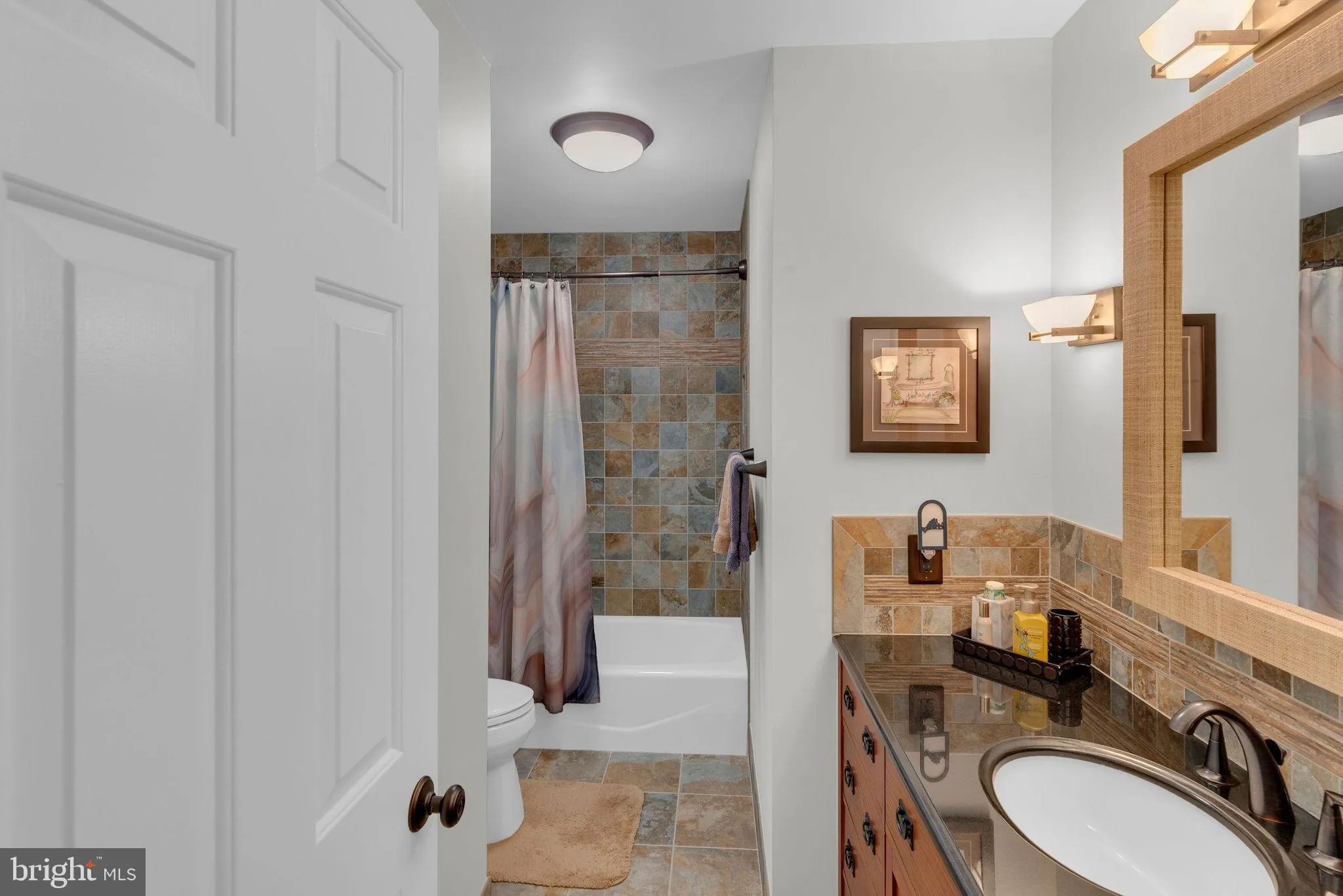 Plainsboro, New Jersey 08536, United States, 5 Bedrooms Bedrooms, ,3 BathroomsBathrooms,Residential,Active,132669