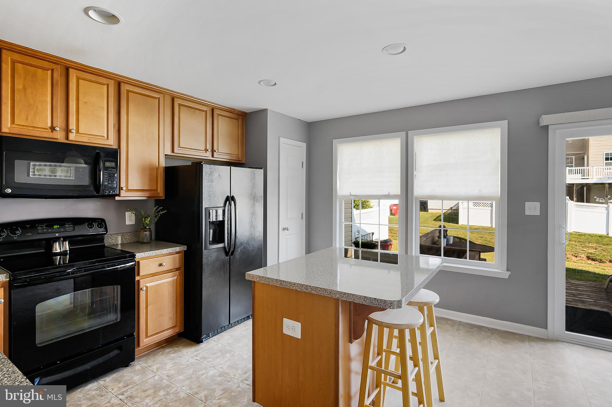 LAKELAND PLACE - Residential