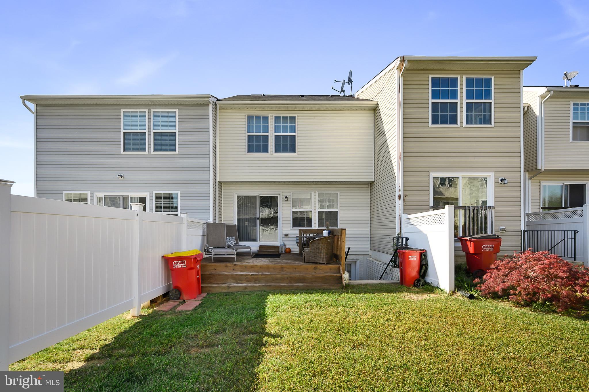 LAKELAND PLACE - Residential