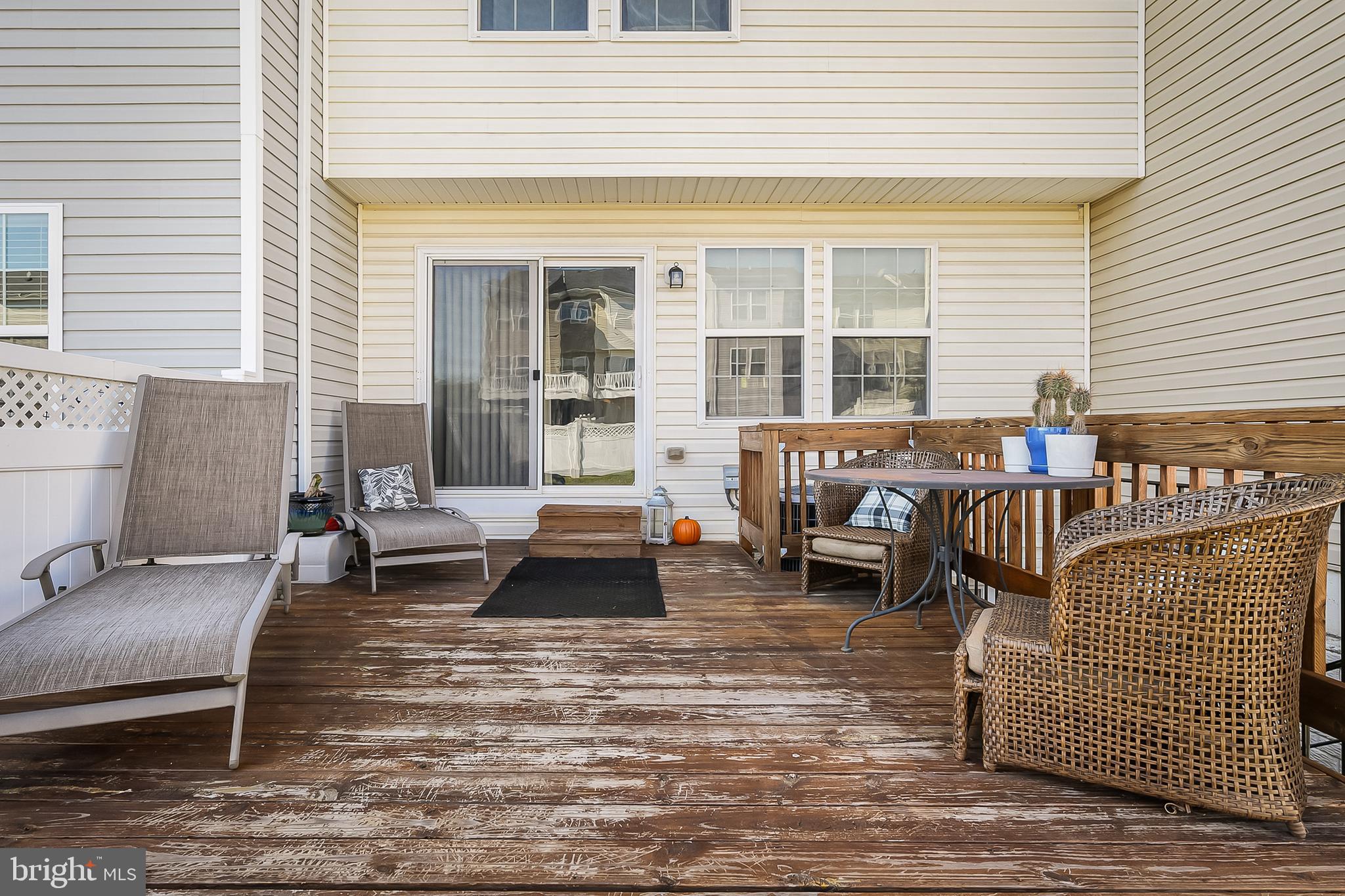 LAKELAND PLACE - Residential