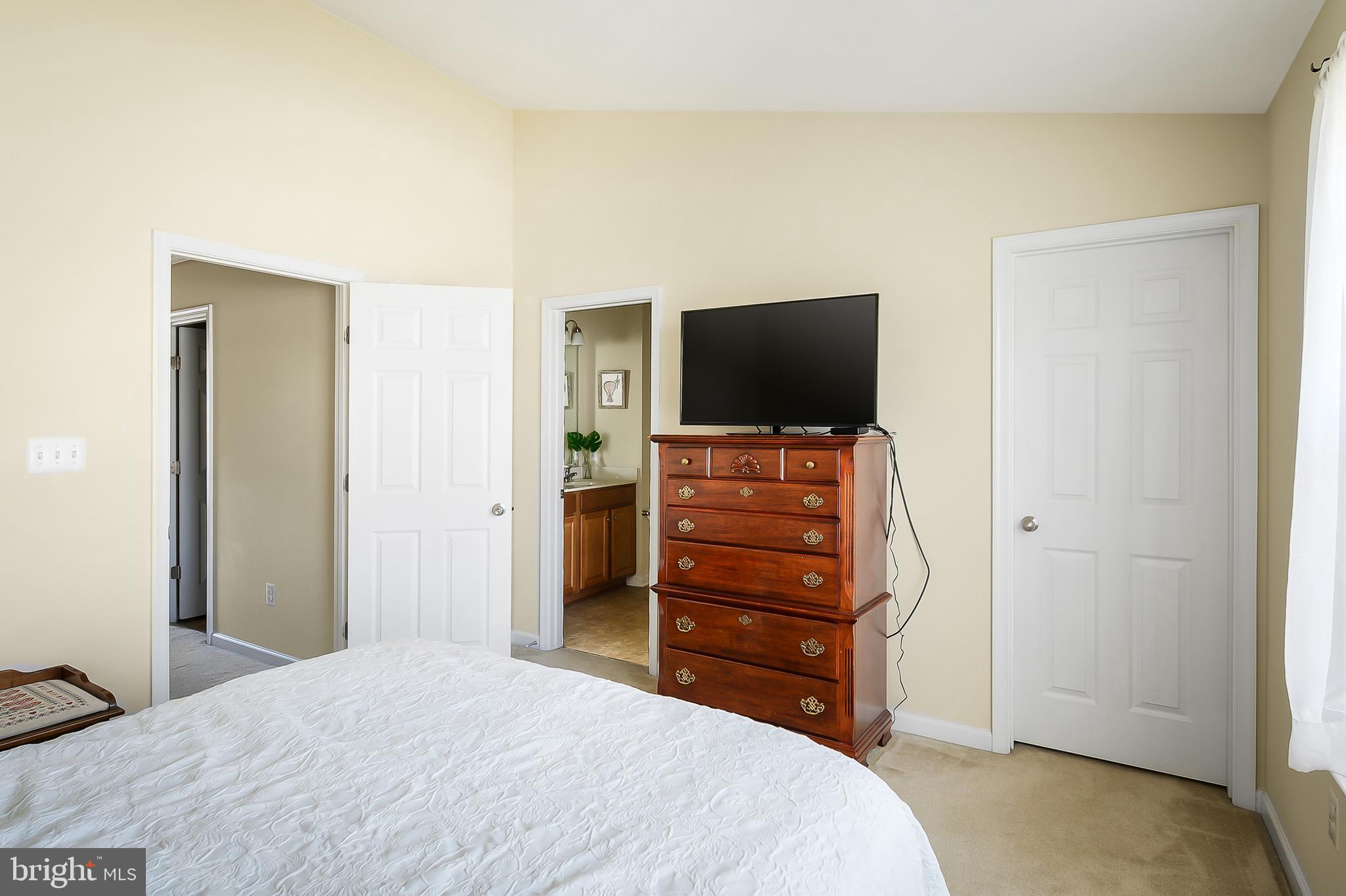 LAKELAND PLACE - Residential