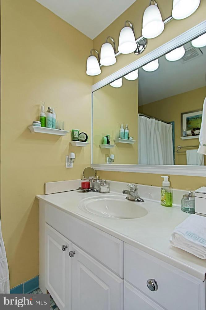 ORANGE HUNT ESTATES WEST - Residential