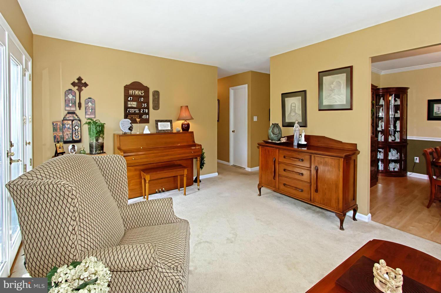 ORANGE HUNT ESTATES WEST - Residential