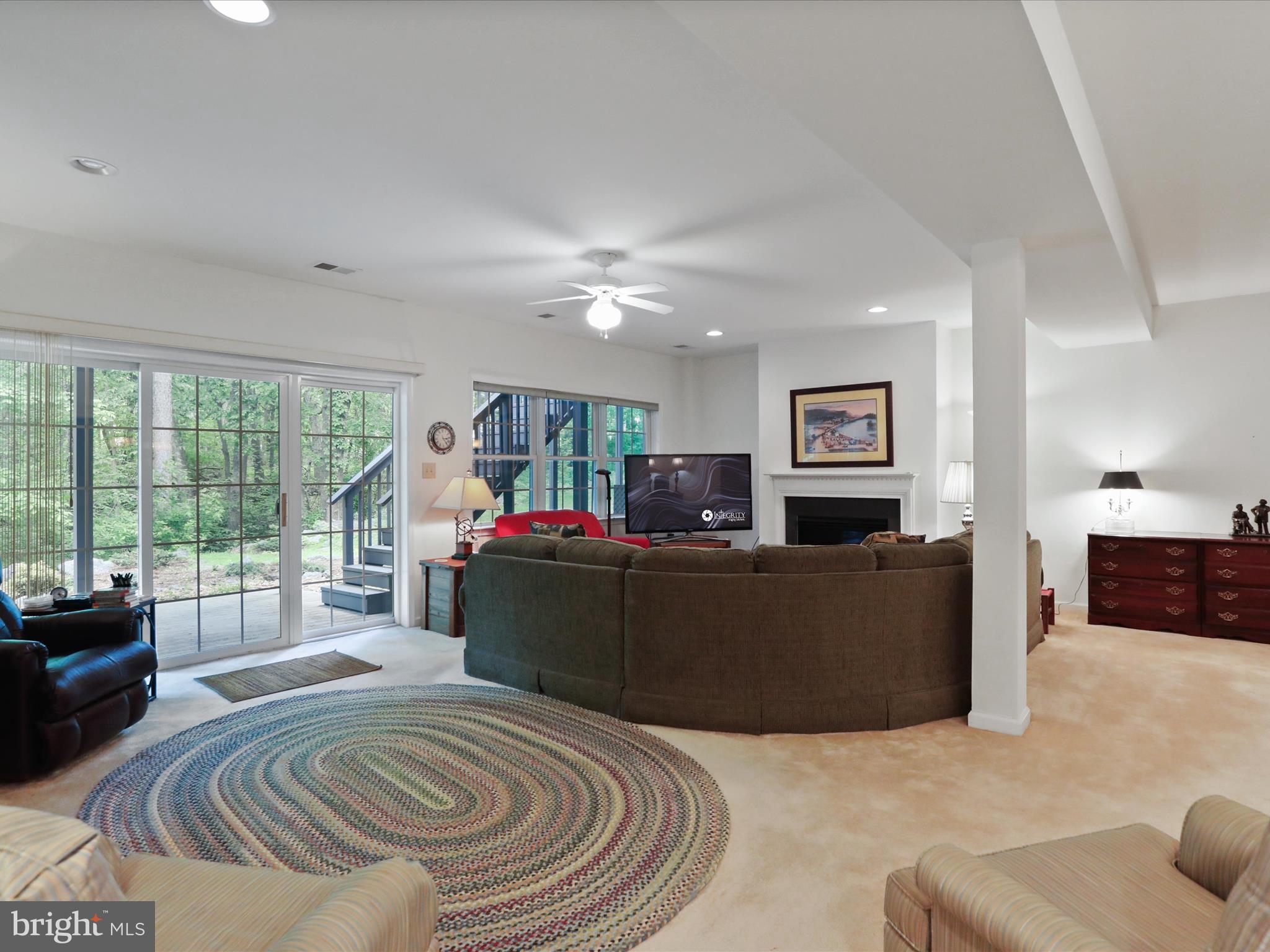 FERNBANK - Residential