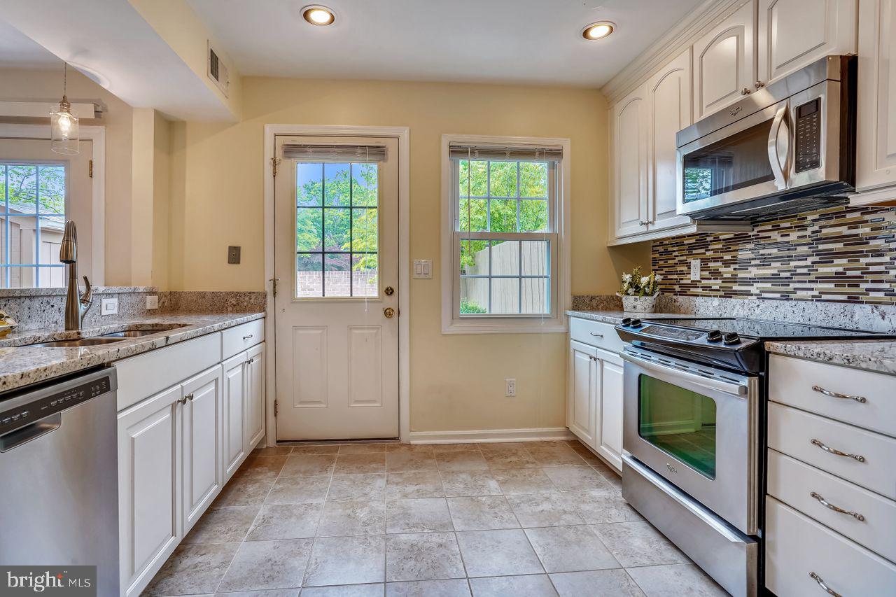 CHARLESTOWN - Residential