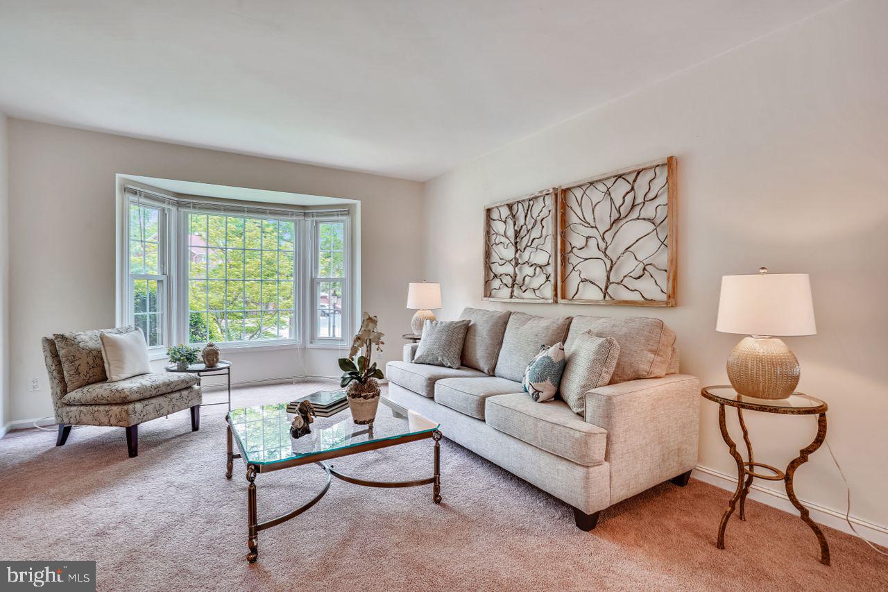 CHARLESTOWN - Residential