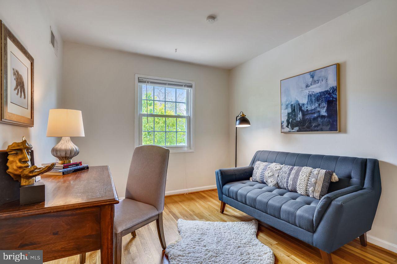 CHARLESTOWN - Residential