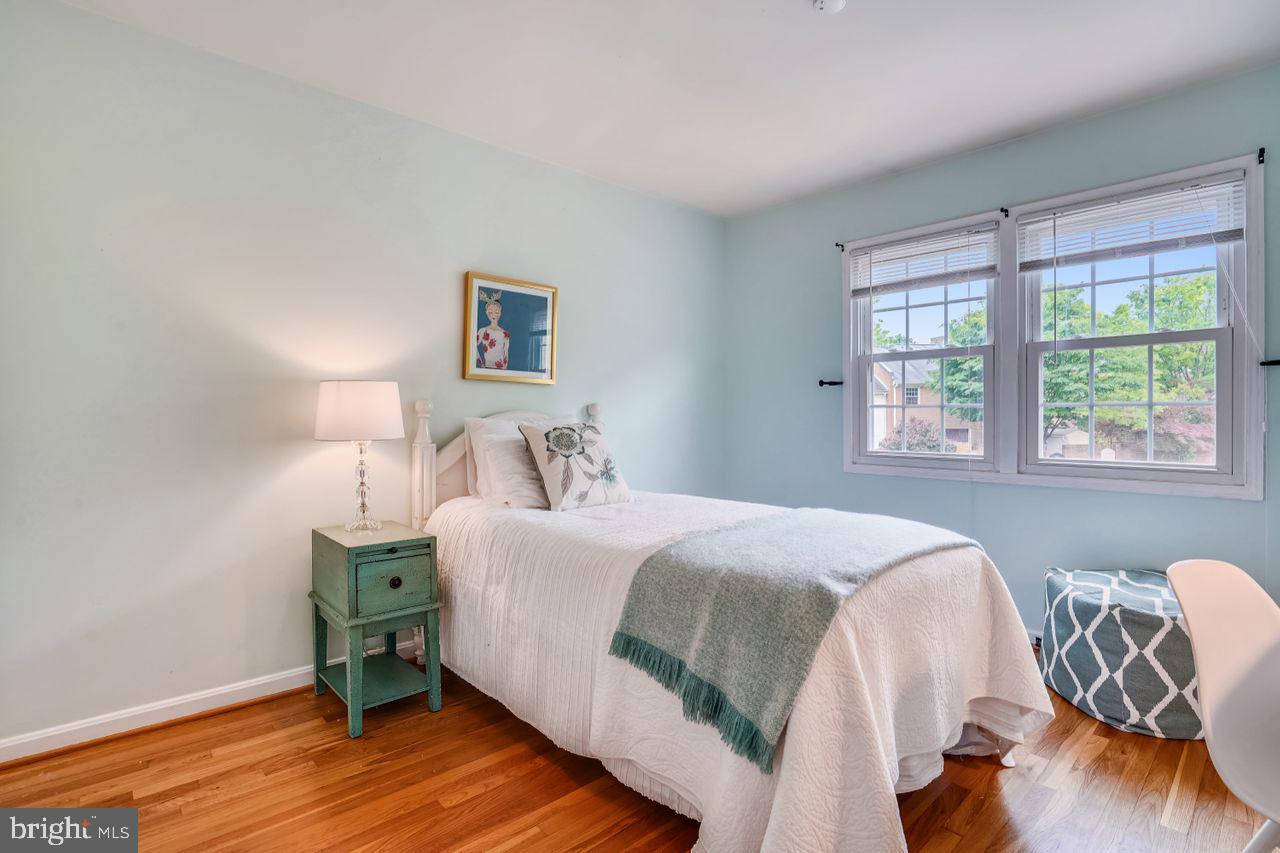 CHARLESTOWN - Residential