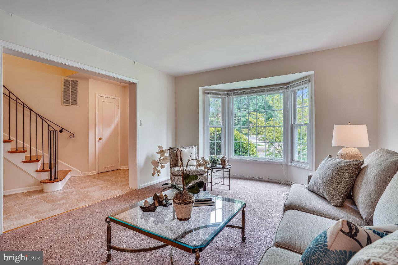 CHARLESTOWN - Residential