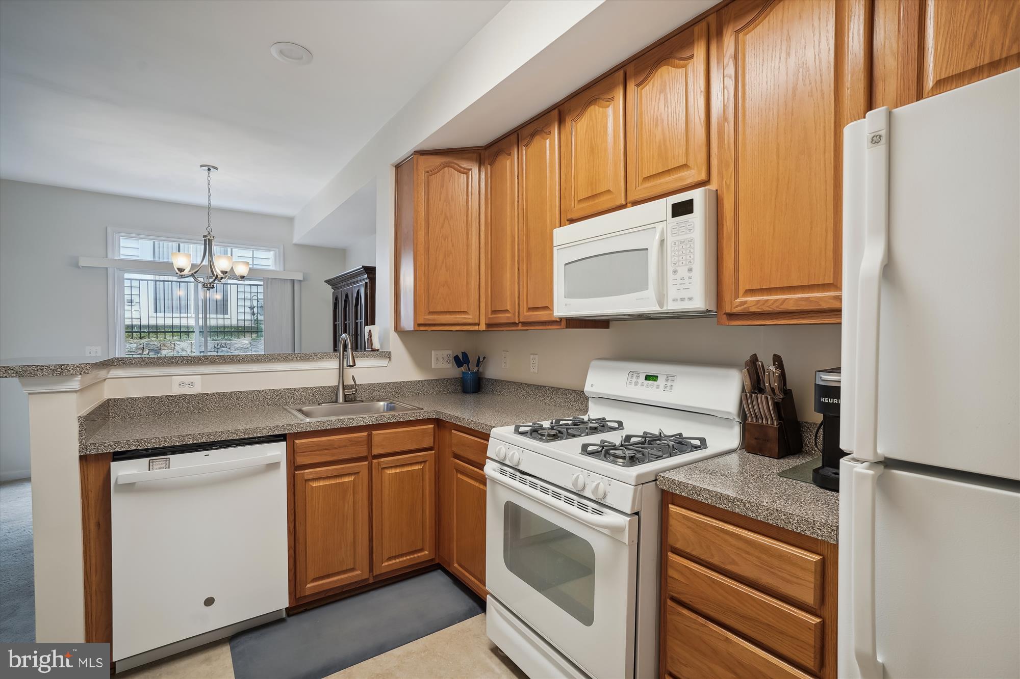 BRAEMAR/HIGHLAND - Residential