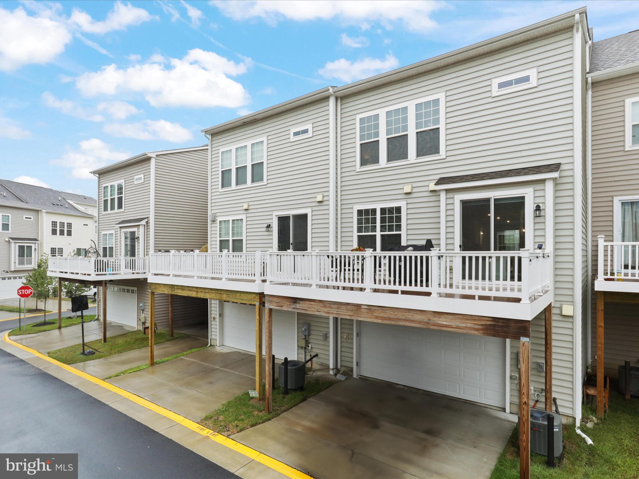 GOOSE CREEK - Residential