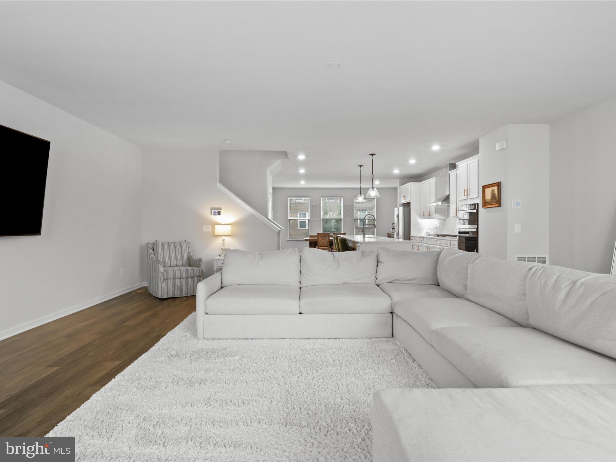 GOOSE CREEK - Residential