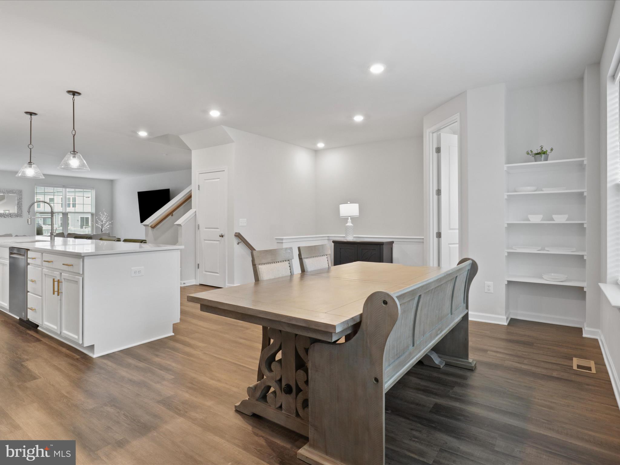 GOOSE CREEK - Residential