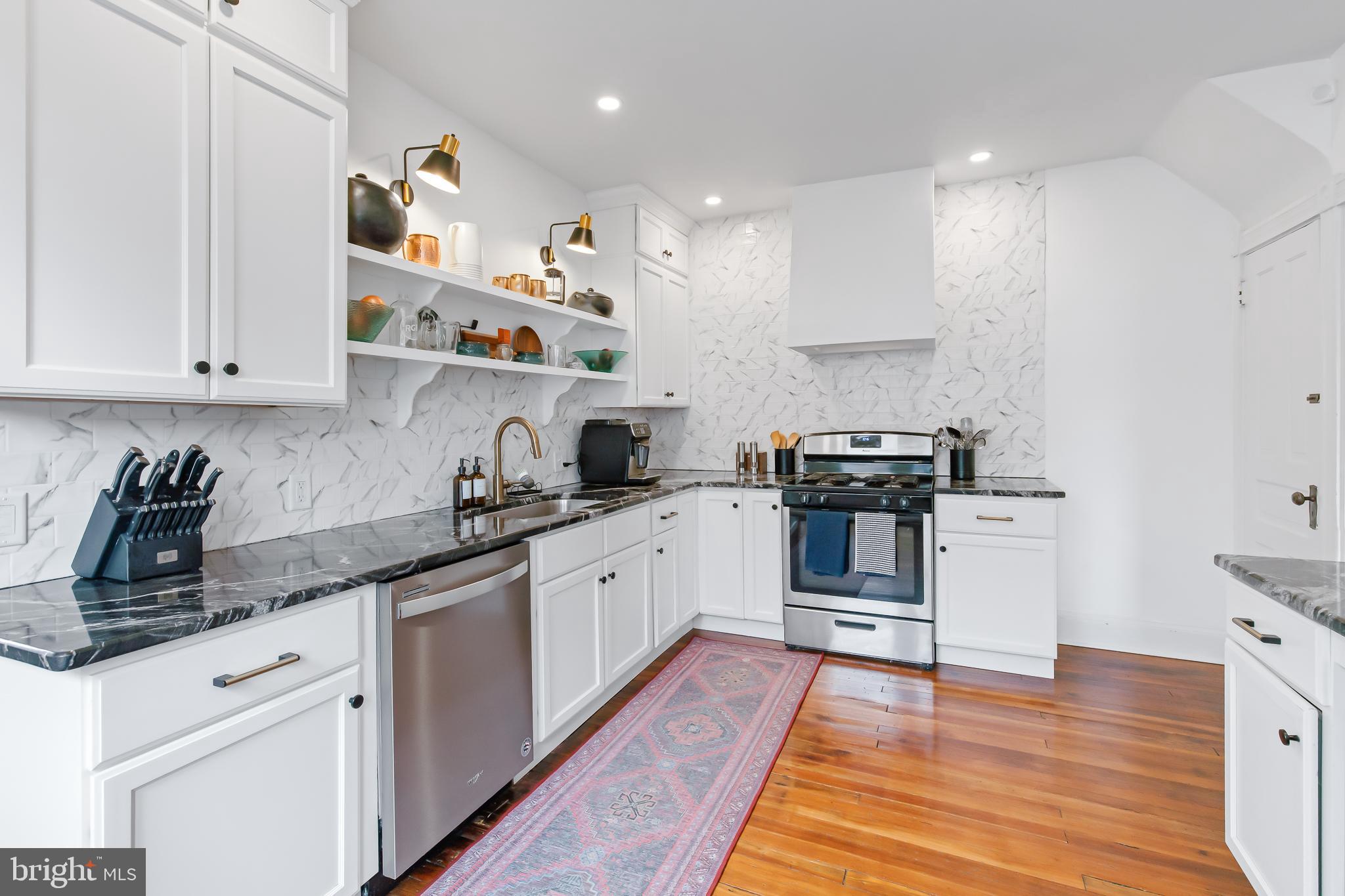 LANCASTER EAST END - Residential