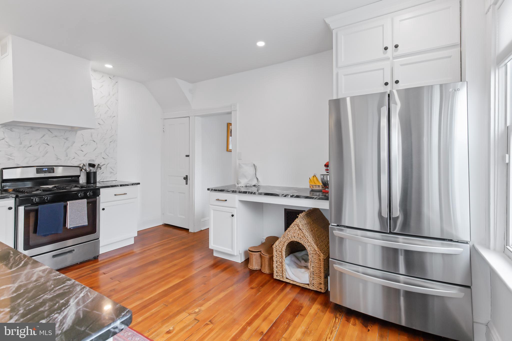 LANCASTER EAST END - Residential