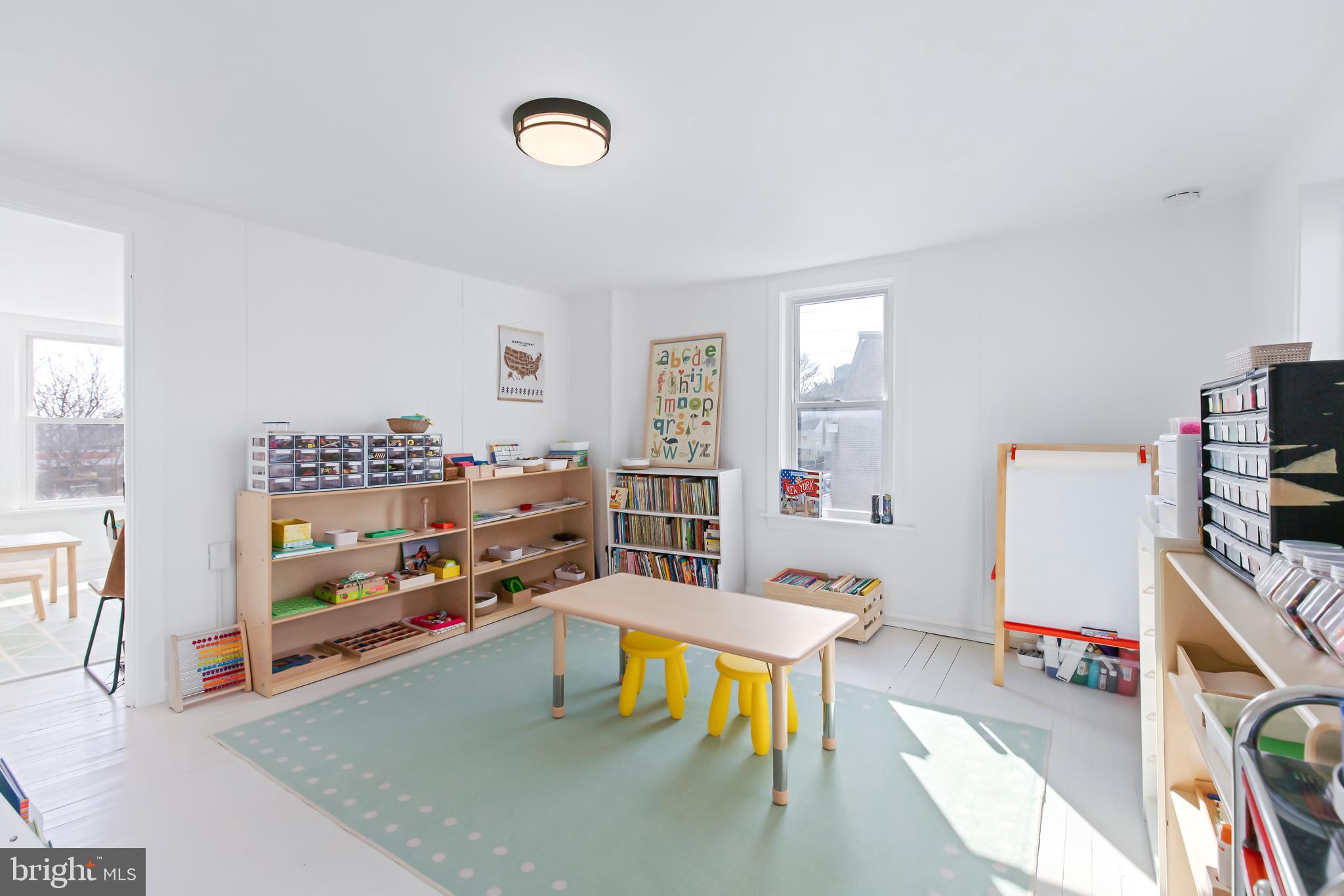 LANCASTER EAST END - Residential