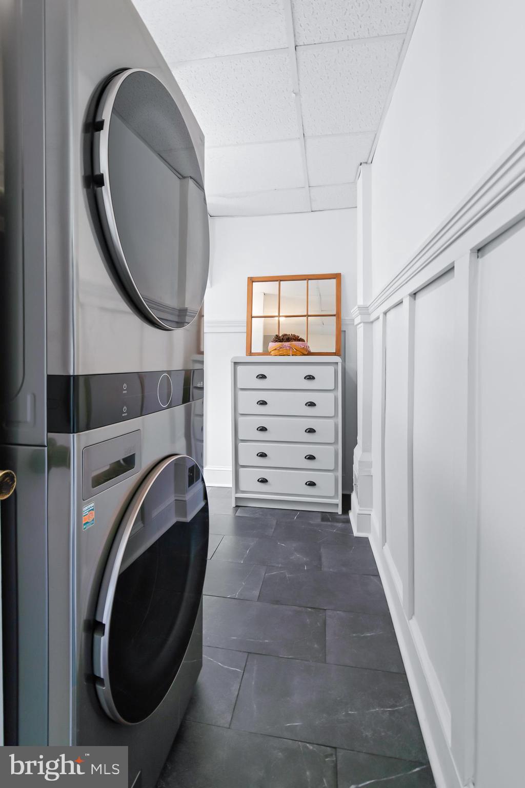 LANCASTER EAST END - Residential