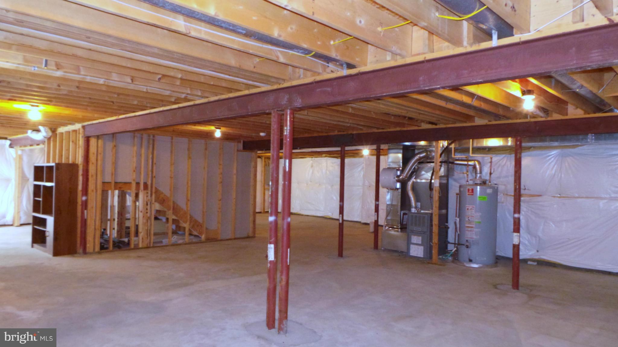 THE FALLS AT LEE'S PARKE - Residential Lease