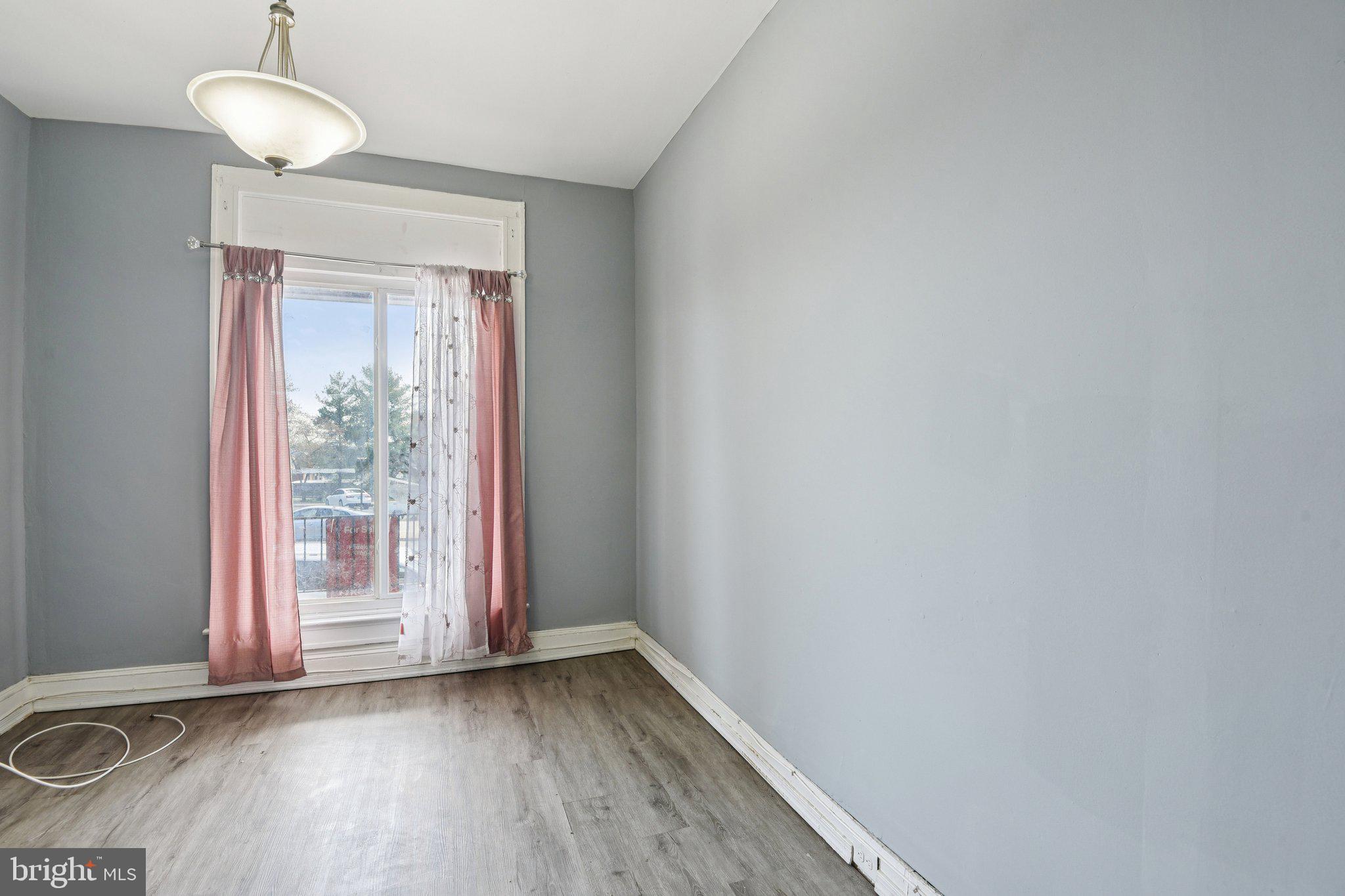 BELAIR-EDISON - Residential