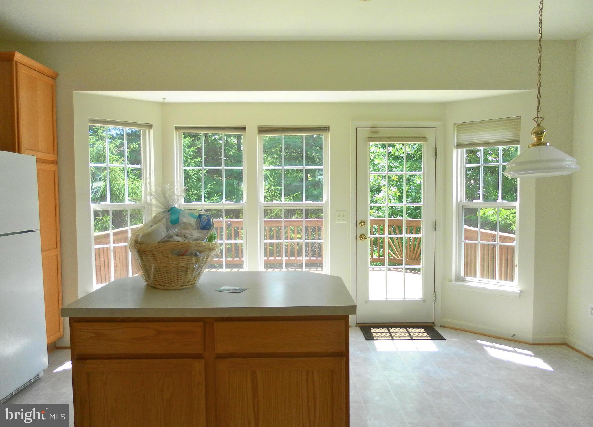 HUNTINGTON GROVE - Residential Lease