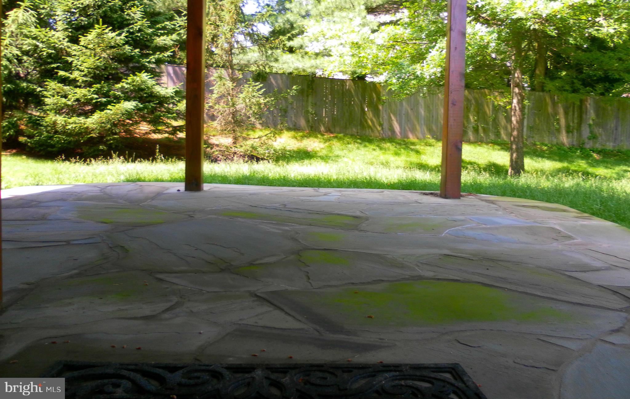 HUNTINGTON GROVE - Residential Lease