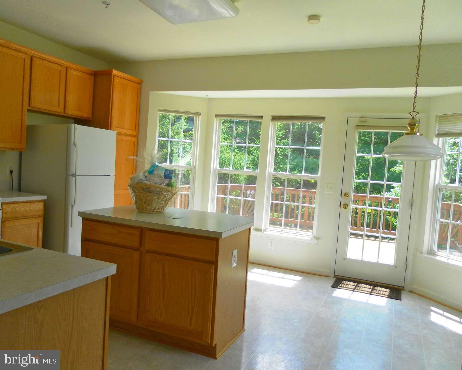 HUNTINGTON GROVE - Residential Lease