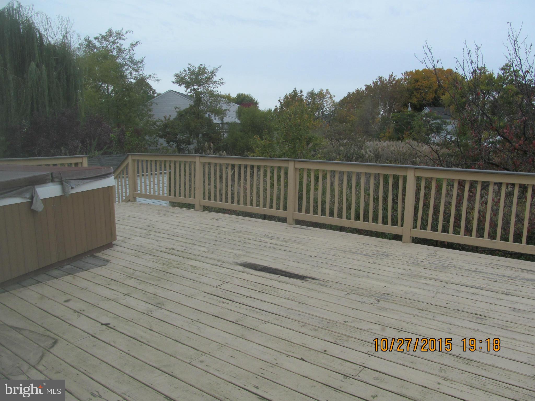 BEACHWOOD ESTATES - Residential