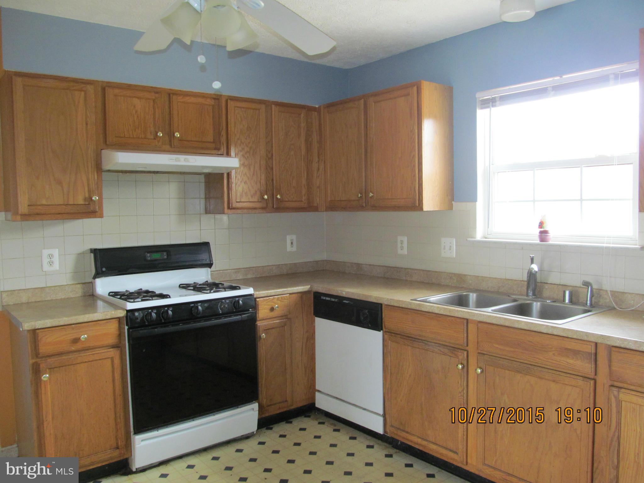 BEACHWOOD ESTATES - Residential