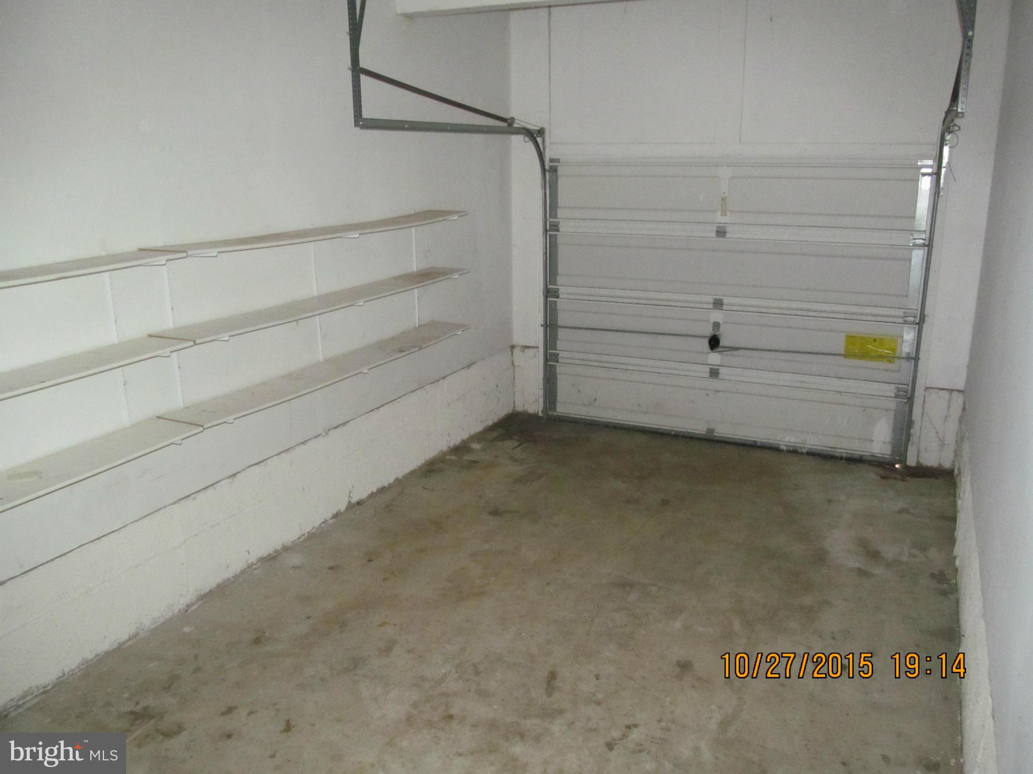 BEACHWOOD ESTATES - Residential