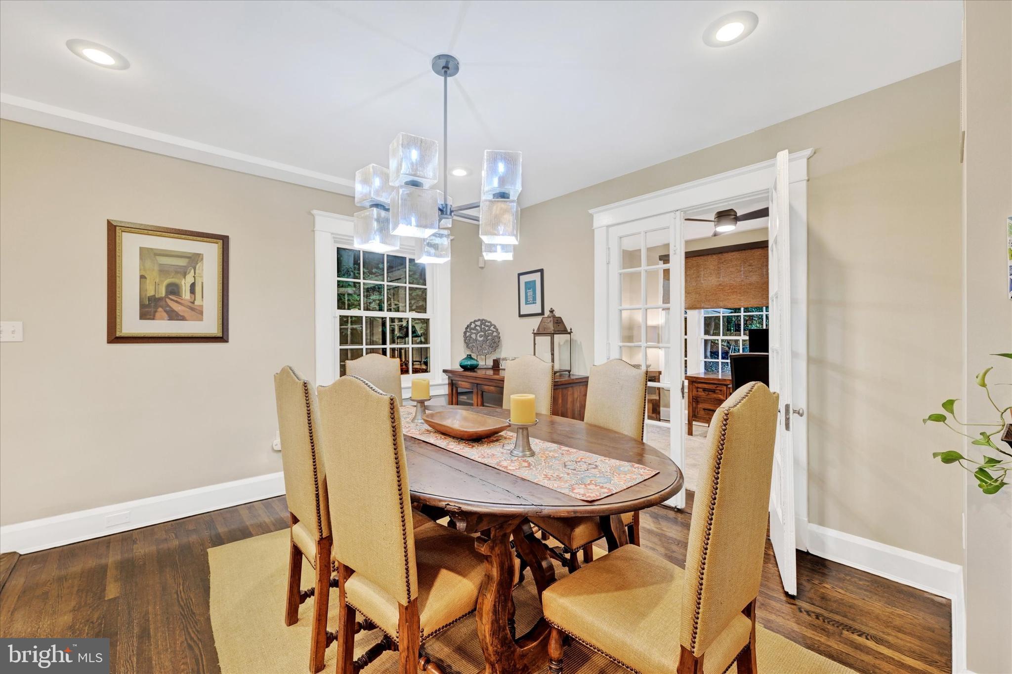 ROLAND PARK - Residential