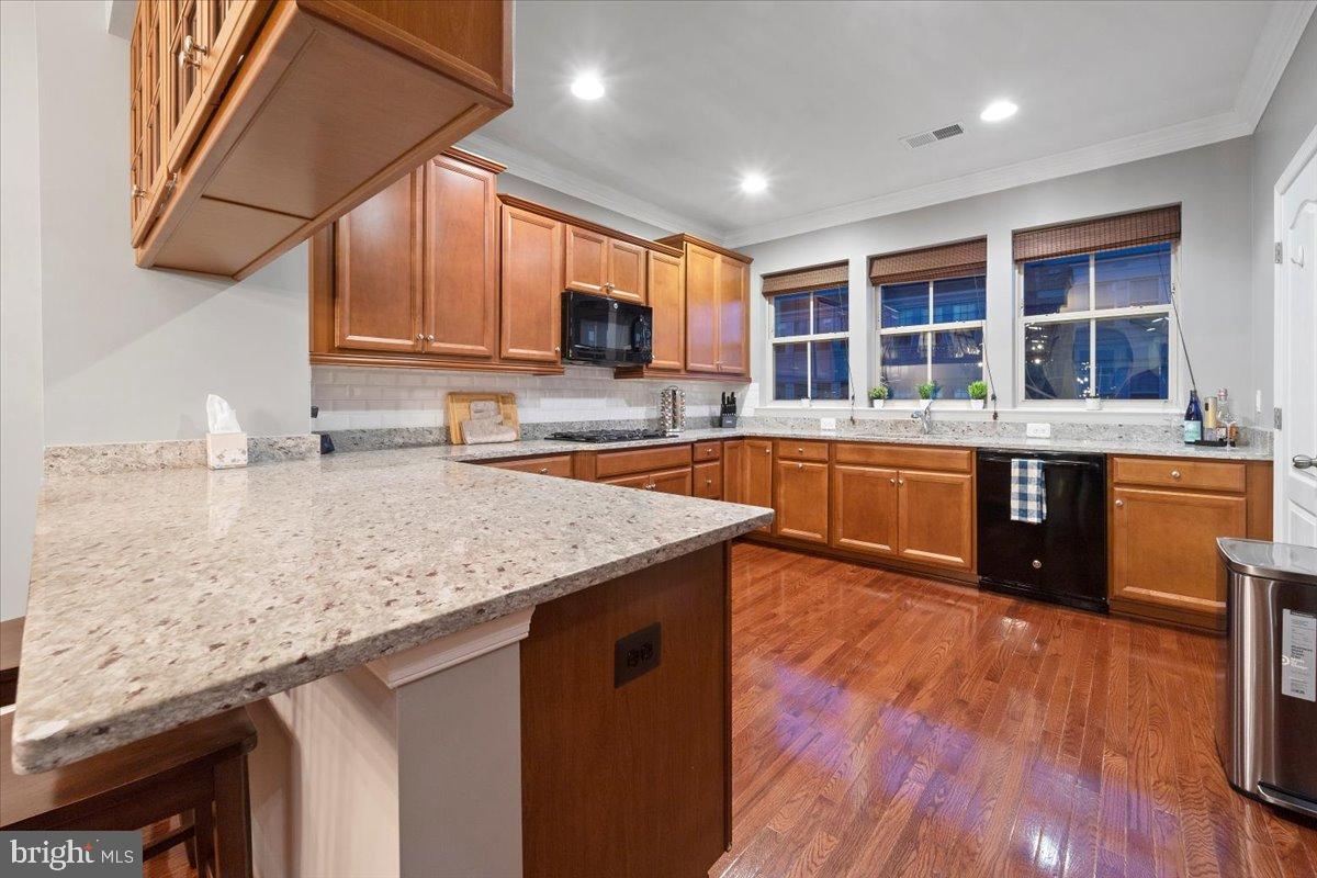 POTOMAC OVERLOOK AT NATIONAL HARBOR - Residential Lease