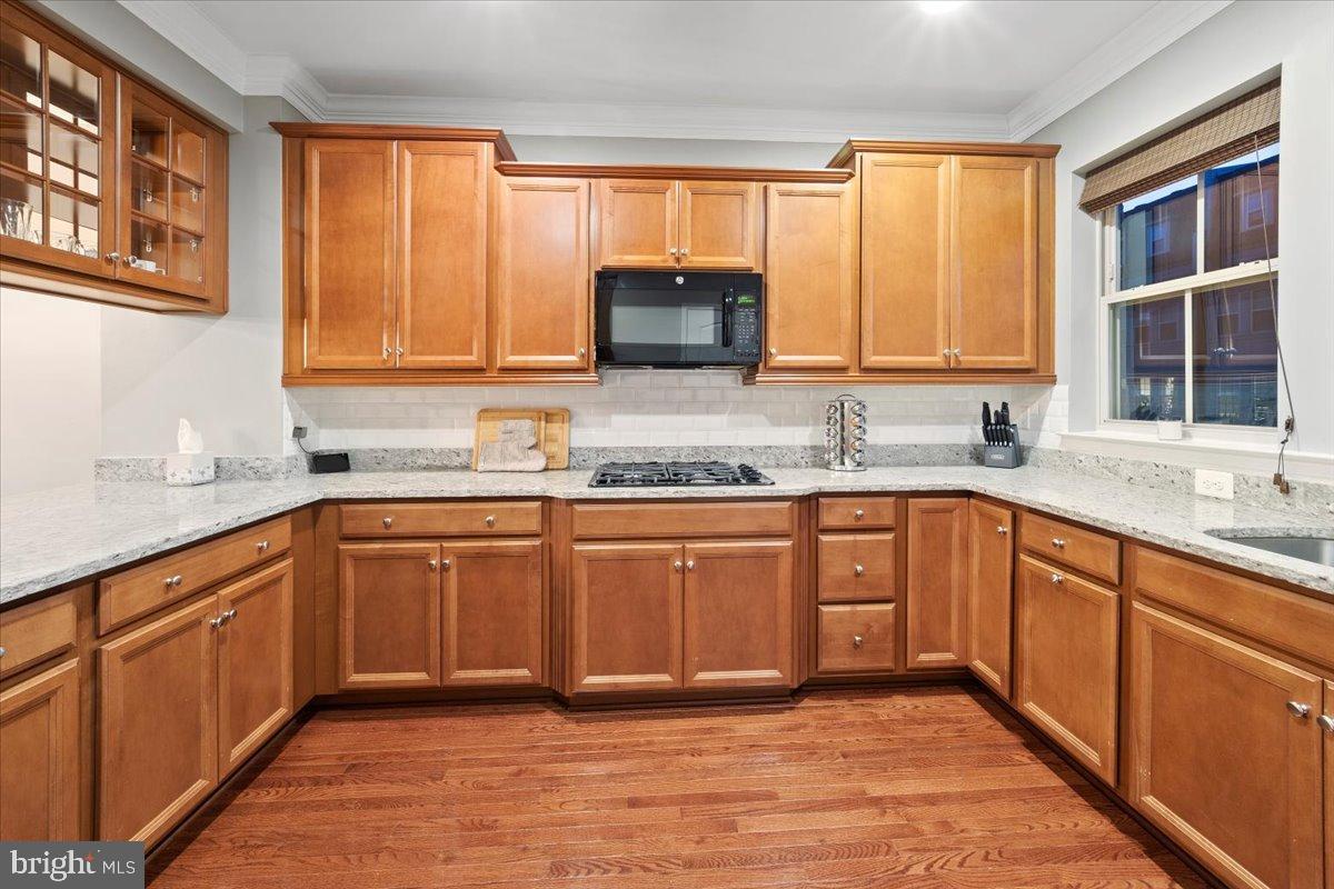 POTOMAC OVERLOOK AT NATIONAL HARBOR - Residential Lease