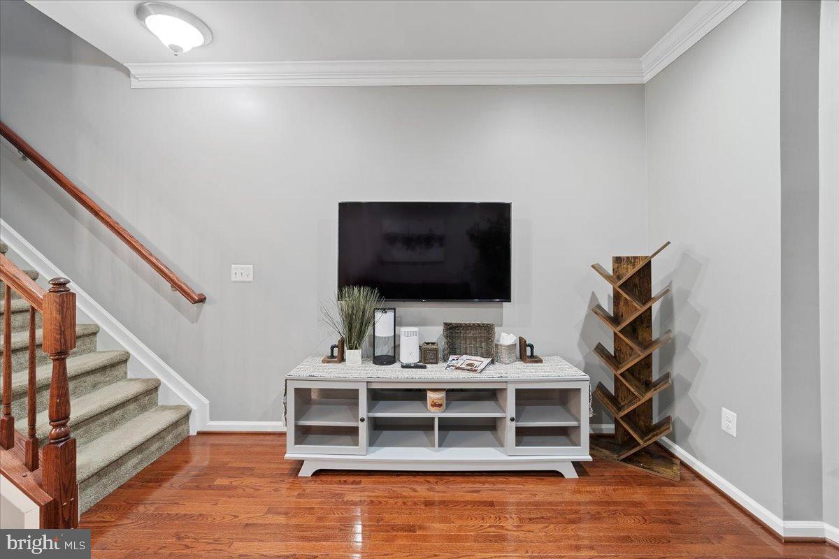 POTOMAC OVERLOOK AT NATIONAL HARBOR - Residential Lease