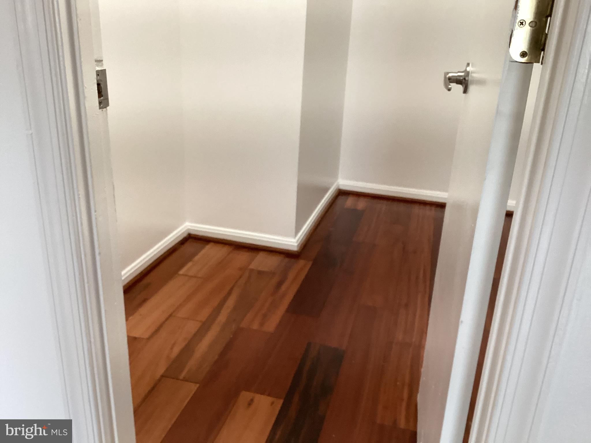 STONINGTON - Residential