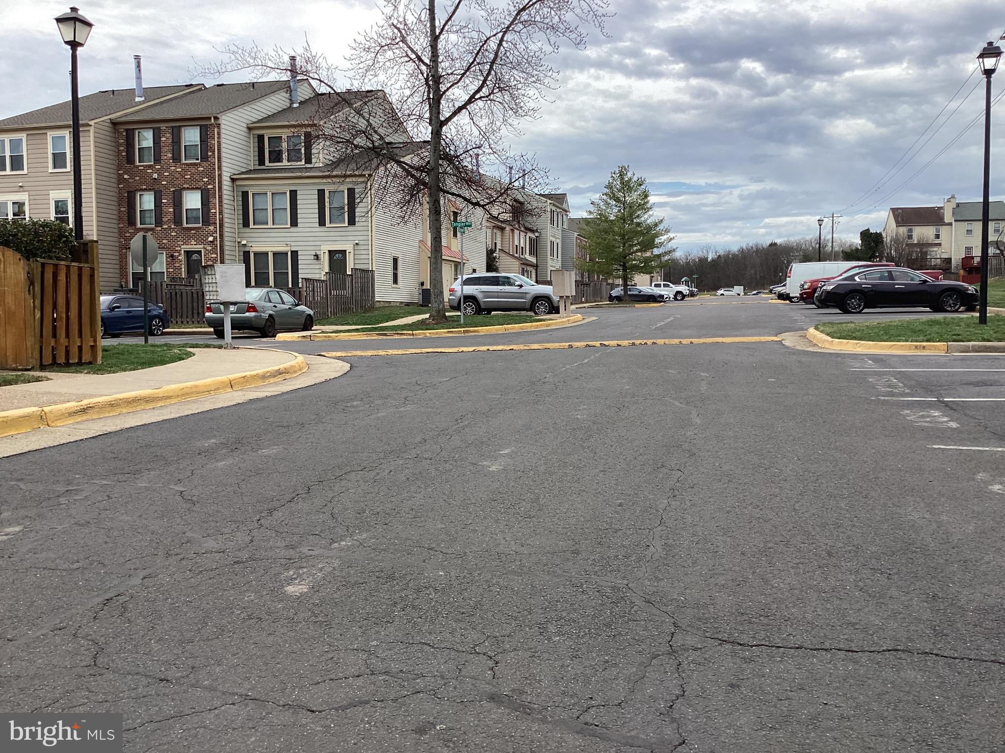 STONINGTON - Residential